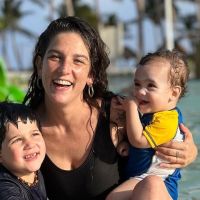 Juana Repetto junto a sus hijos