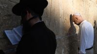Horacio Rodríguez Larreta estuvo hoy en el Muro de los Lamentos, Jerusalén 20220627