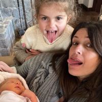 Isabel Macedo hizo su primer viaje sola con sus dos hijas
