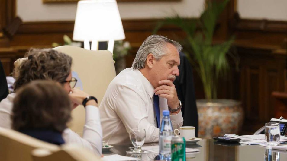 Fernández se comunicó con Zelenski.