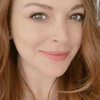 Lindsay Lohan sorprendió a sus fanáticos al anunciar que se casó con Bader Shammas 
