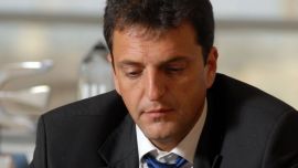 Massa en jaque: presión familiar y un futuro incierto dentro del Gobierno