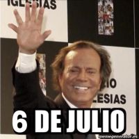 Julio Iglesias habló de sus memes y reveló qué le parecen