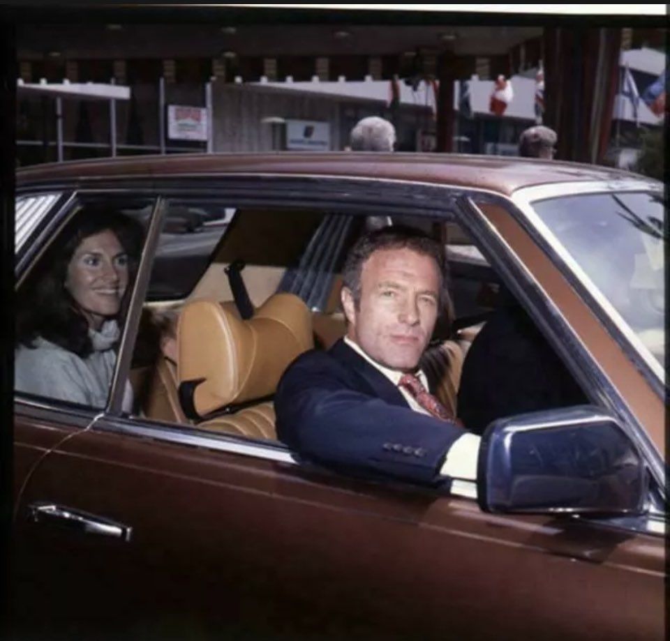 Murió James Caan, el actor recordado por El Padrino y Misery