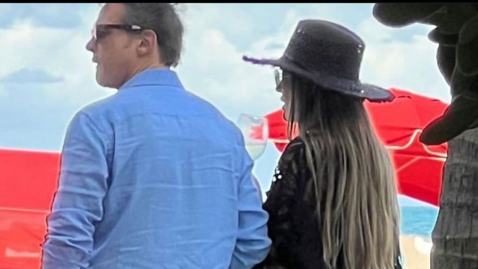 Luis Miguel y su novia en Miami