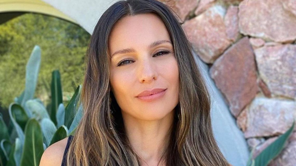 Pampita en Ibiza Top de sus trajes de baño más trendy Caras