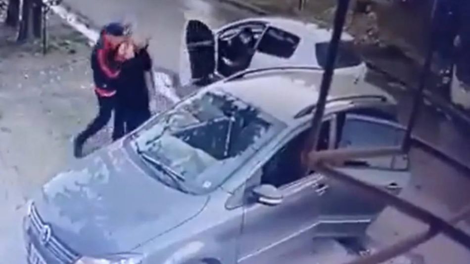 Un raid delictivo terminó con un enfrentamiento con la policía y un delincuente muerto en La Matanza