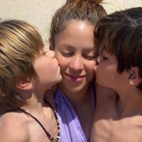 Aseguran que Shakira le ofreció a Piqué una millonaria suma para poder irse de España con Milan y Sasha