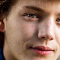 Félix de Dinamarca se revela ante la monarquía y empieza su carrera como modelo 