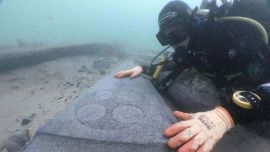 Los especialistas creen que el barco pudo haberse perdido al salir de la costa de Dorset.