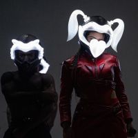 Rosalía hace delirar Barcelona con su innovador show "TikTokero" previo a presentarse en Argentina