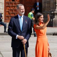 La Princesa Leonor desafió a la Reina Letizia con un colorido look 