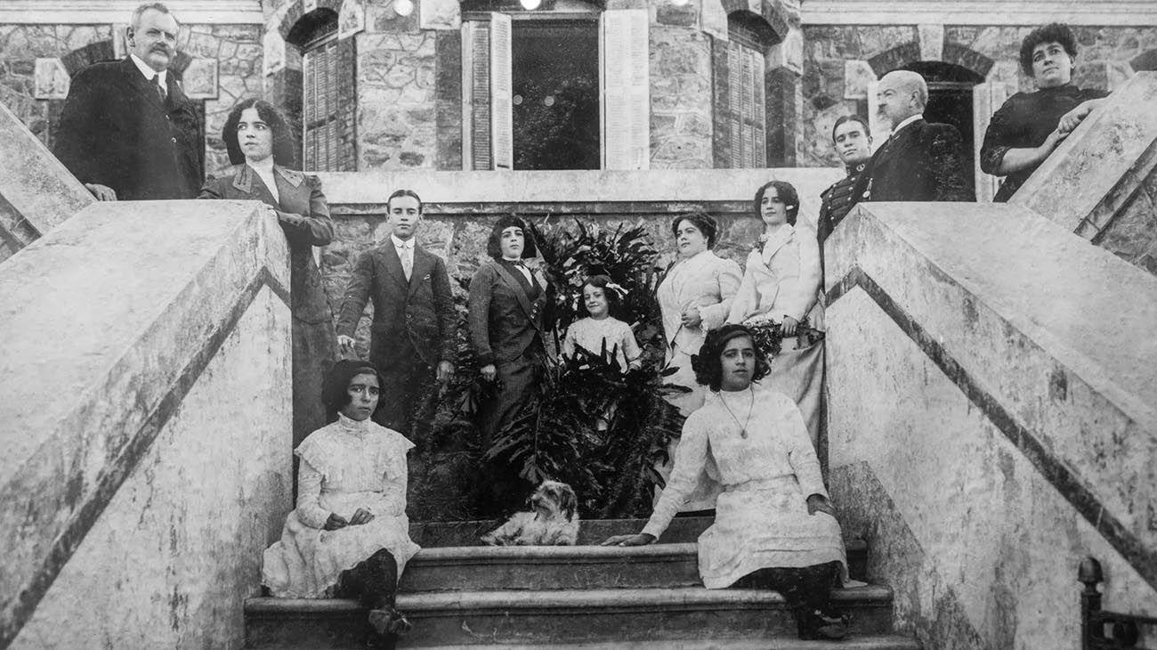 La familia Marcone habitó el Castillo San Carlos entre 1919 y 1920.