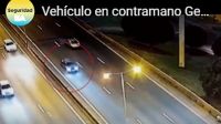 El Gol de contramano por el carril central de la General Paz. Por milagro no terminó en tragedia.