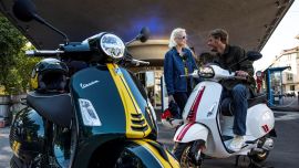 El precio de venta de la Vespa GTS 300 Super parte de los USD 11.270 y llega hasta los USD 11.845, con una garantía por dos años.