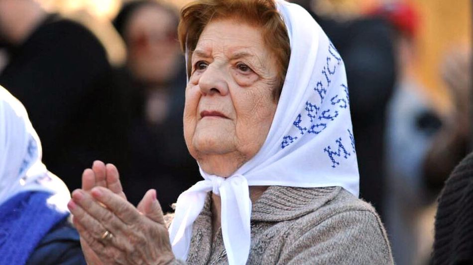 Rosa de Camarotti, integrante de la Asociación Madres de Plaza de Mayo y referente de derechos humanos