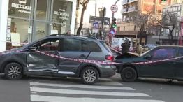 El choque en Cordóba y Malabia. La ambulancia que iba a atender esos heridos mató a un motociclista.