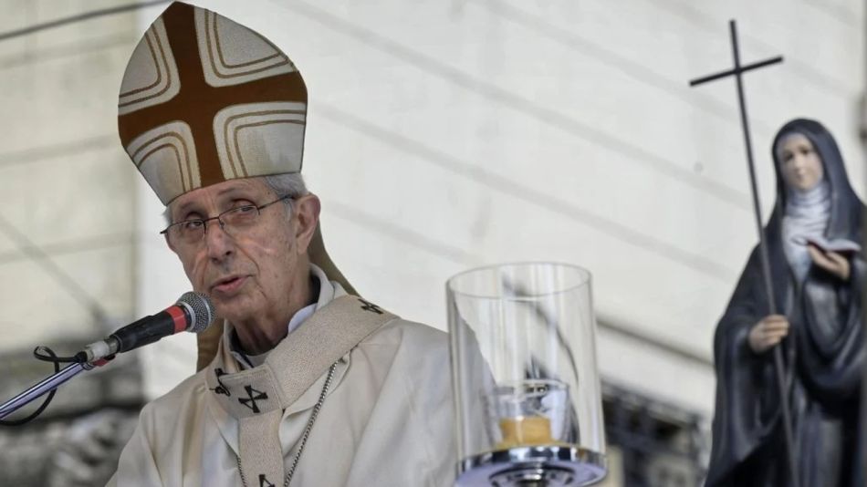 El cardenal Mario Poli, en la misa de San Cayetano.
