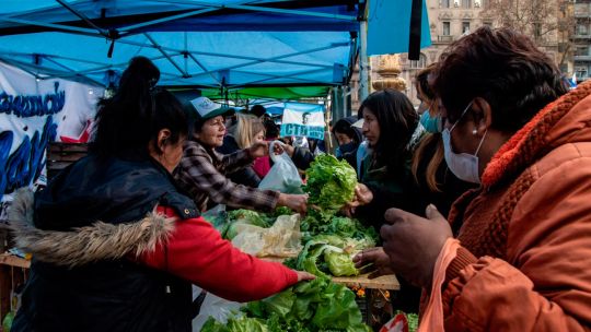 Argentina’s inflation surges past 70% on political turmoil