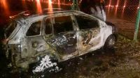 Auto quemado Aldosivi