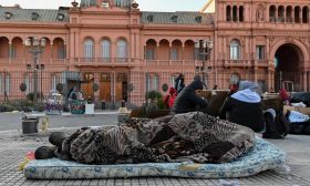 poverty argentina casa rosada plaza de mayo