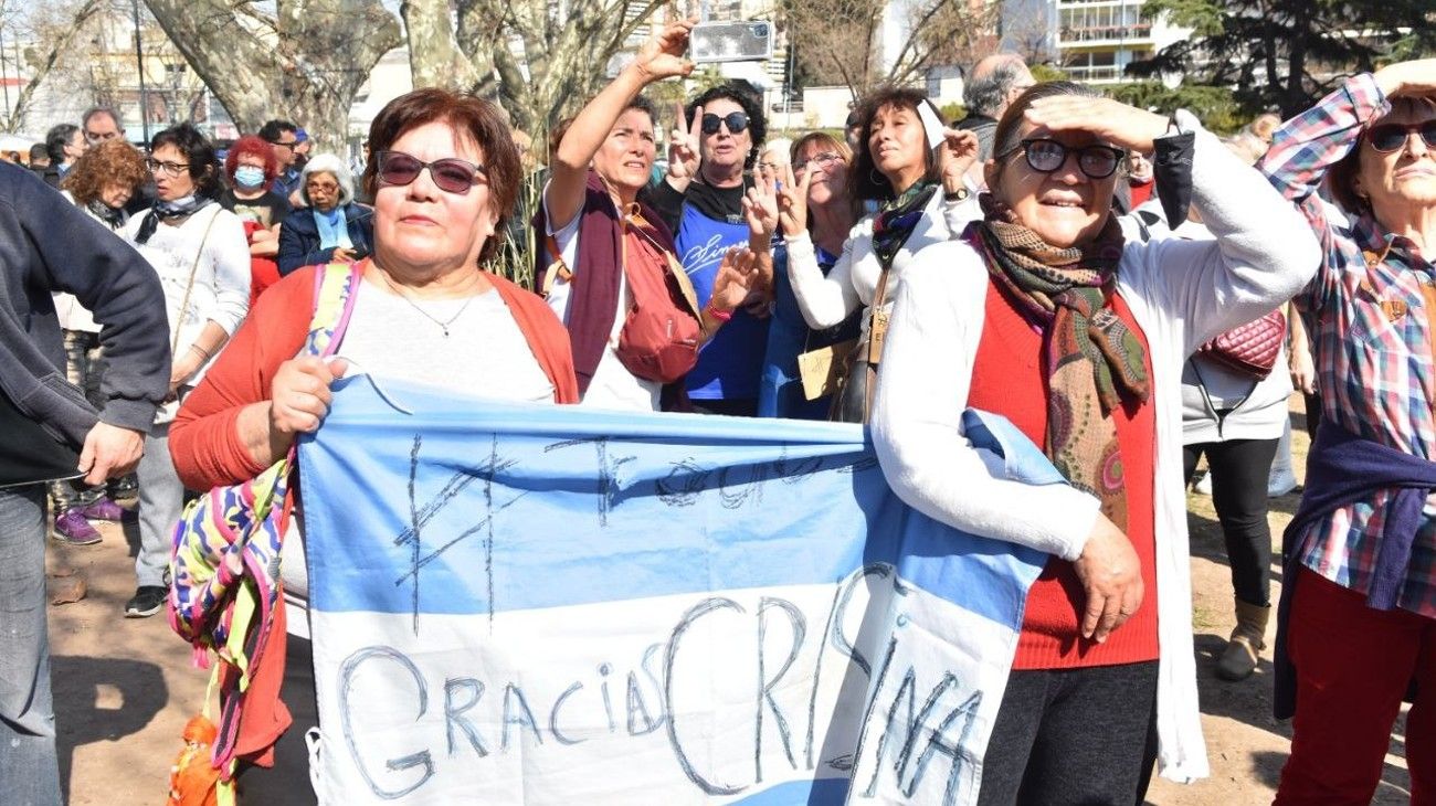 Las postales que dejó el acto kirchnerista en Parque Centenario.