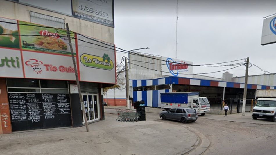 Río Salado y Márquez, Loma Hermosa, en Tres de Febrero. Allí se produjo el asalto a la distribuidora de fiambres.