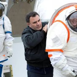 El ingeniero espacial argentino Pablo Gabriel de León se dedica al diseño y a la fabricación de trajes para la NASA. 