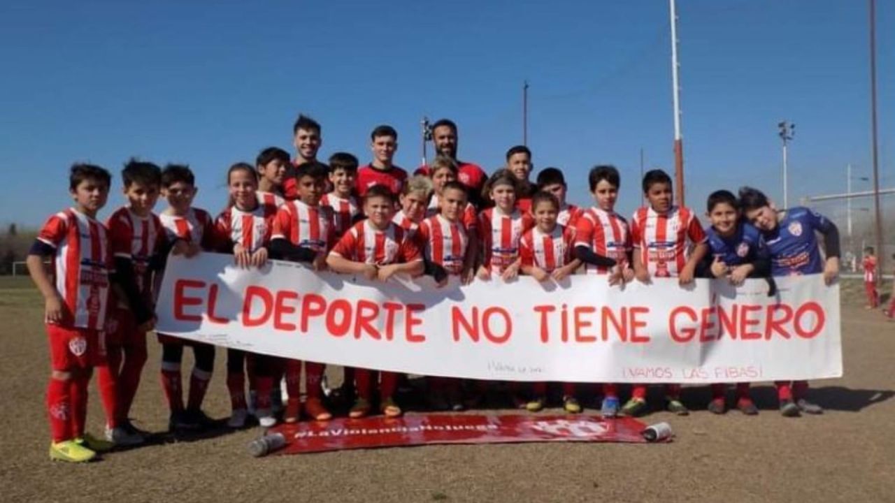 Cañuelas Fútbol Club Femenino .