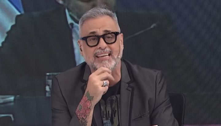 Fuerte repudio a Jorge Rial por exponer a los famosos que recibirían subsidios del Estado