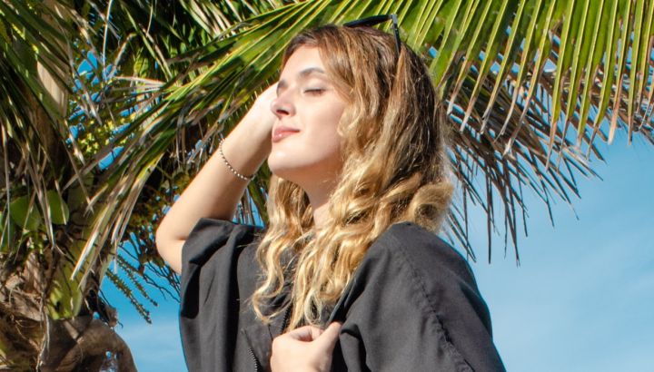 Moda emocional: conocé a la diseñadora que convirtió el dolor en creación artesanal