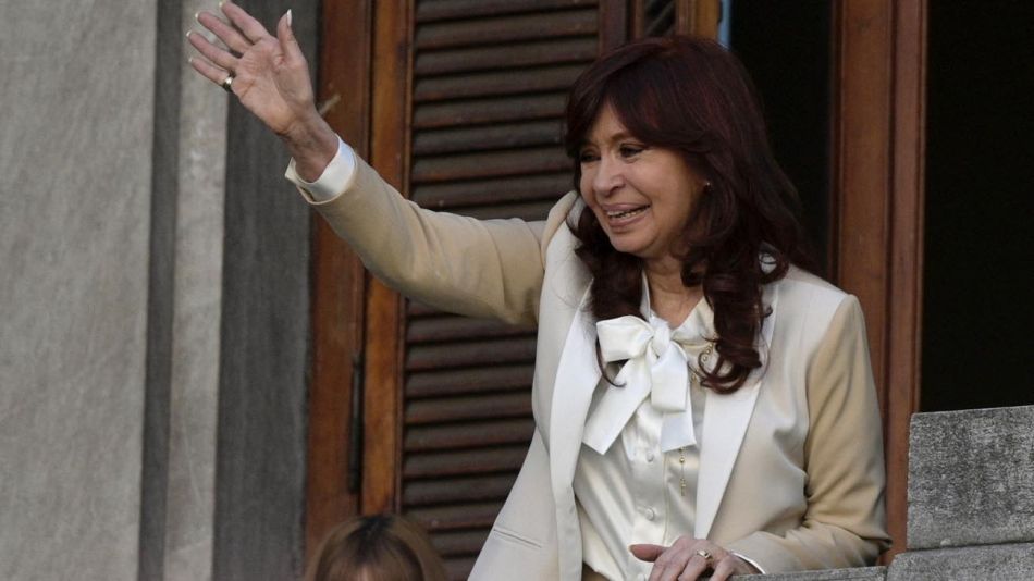Cristina Fernández y sus fans en el Congreso 20220823