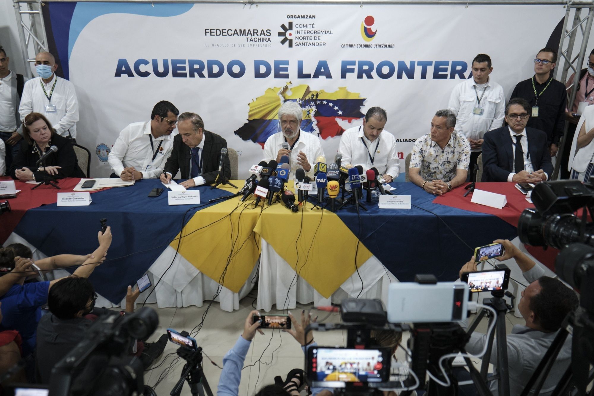 Colombian Ministers Attend A Border Agreement Forum With Venezuelan Officials