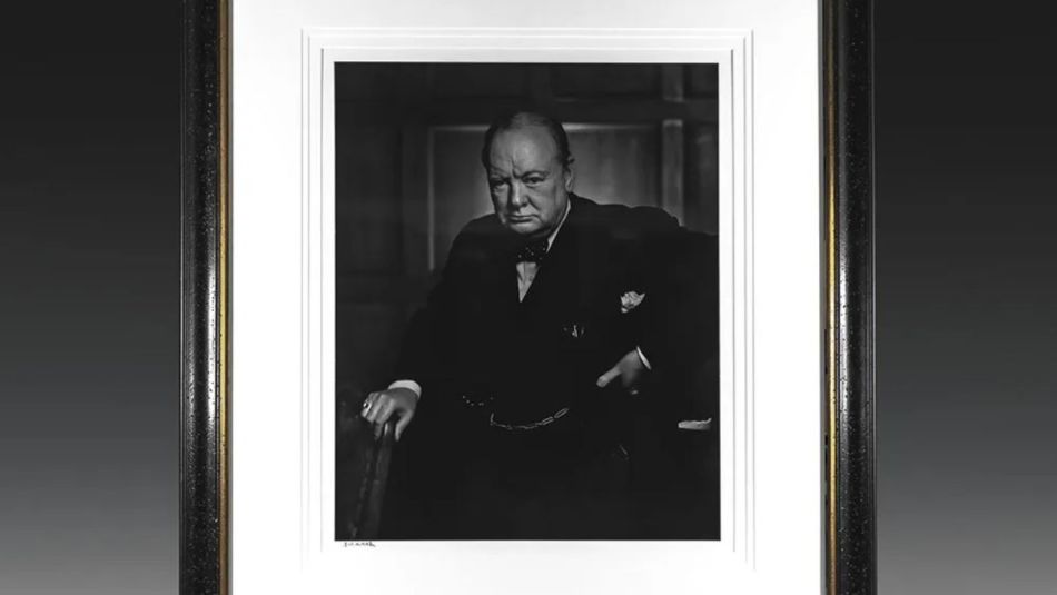 Roban un retrato de Churchill de un hotel canadiense