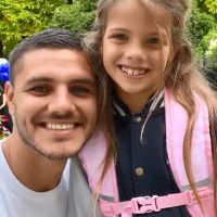 Lejos de Wanda Nara: Mauro Icardi acompañó a sus hijos en el primer día de clases