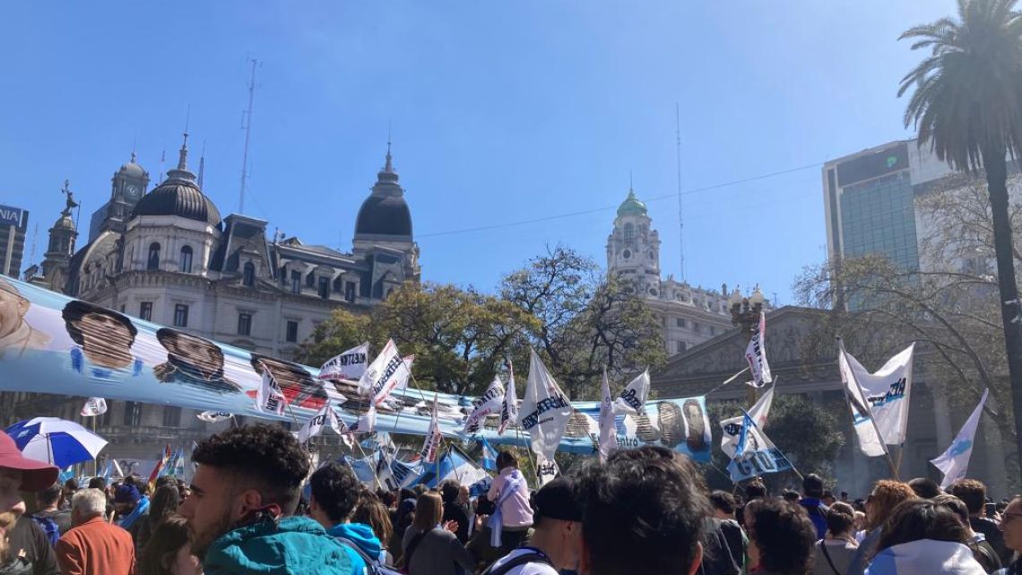 Demonstrators gather in the Plaza de Mayo the day after a failed assassination attempt on Vice President Cristina Kirchner's life. 