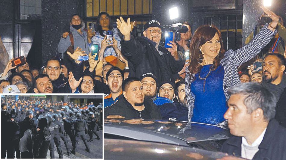 20220903_cristina_fernandez_saludo_cedoc_g