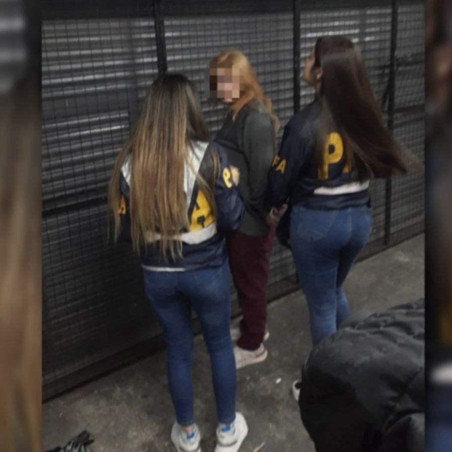 Quién es Brenda Uliarte, la novia detenida de Fernando Sabag Montiel |  Perfil