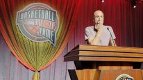 Manu Ginóbili ingresó al Salón de la Fama y cautivó con un emotivo discurso 