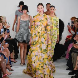Semana de la Moda de Nueva York: toda la intimidad del espectacular desfile de Carolina Herrera 