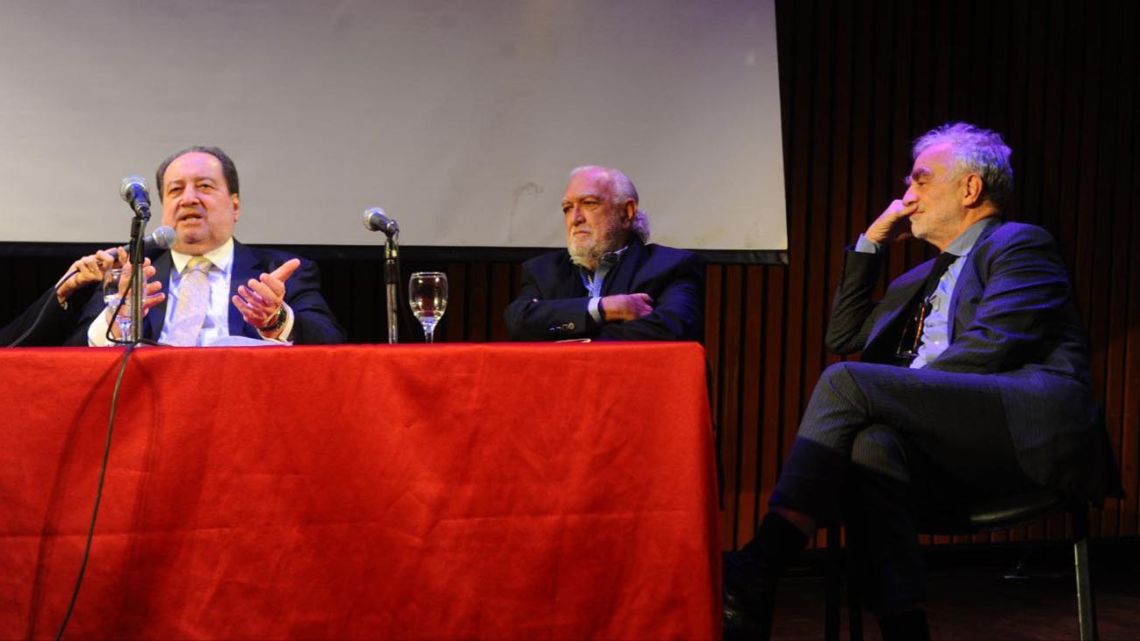 Moreno Ocampo, Gil Lavedra y Arslanian en "Cuando el poder perdió el