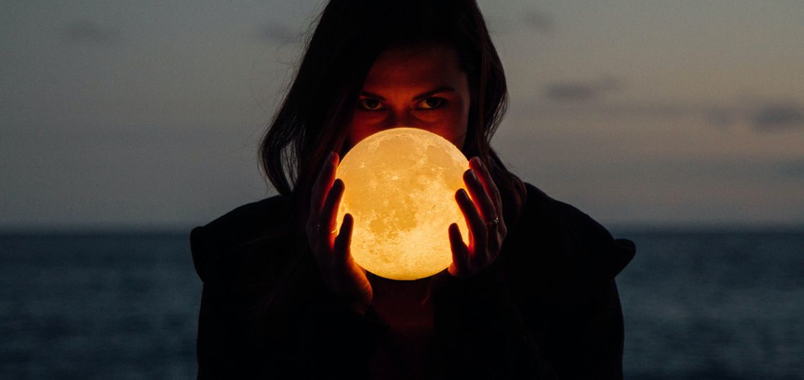 Qué significa la luna nueva y qué beneficios tiene su energía