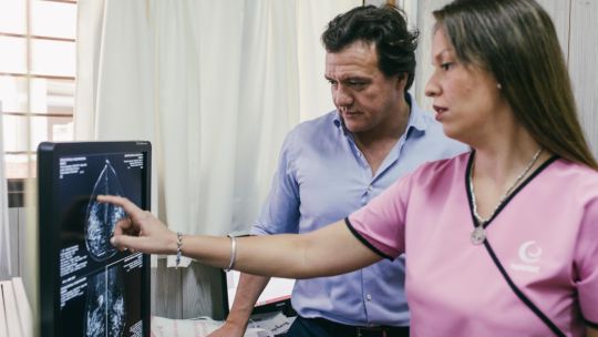 Septiembre Rosa: la campaña para concientizar y donar mamografías a mujeres que lo necesitan