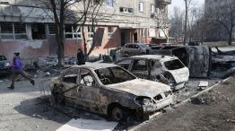 Ucrania denuncia a Rusia por nuevos crímenes de guerra por hallazgos en fosas comunes de Izium