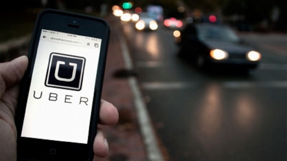 ¿Viajar en Uber puede ser más caro que ir en taxi?