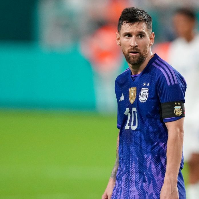 Argentina 3, Honduras 0: Lionel Messi 2 goals