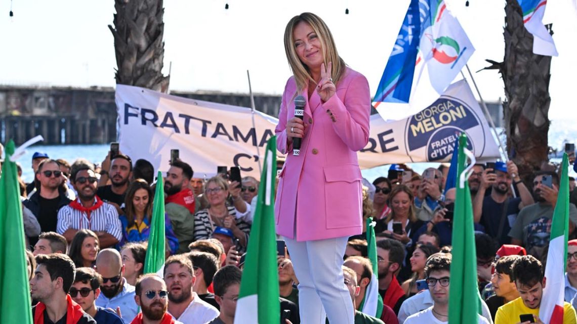 Cosa accadrà alla cittadinanza italiana dopo la vittoria dell’estrema destra in Italia?
