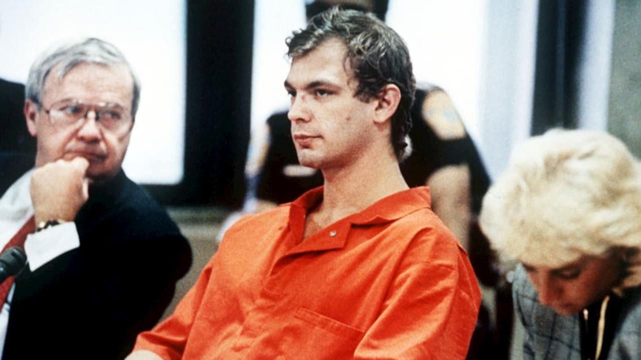 'Dahmer', la serie de un asesino que logró un récord y rompió las redes
