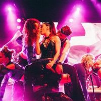 Lali Espósito reina en España y coloniza Barcelona con su "Disciplina Tour"