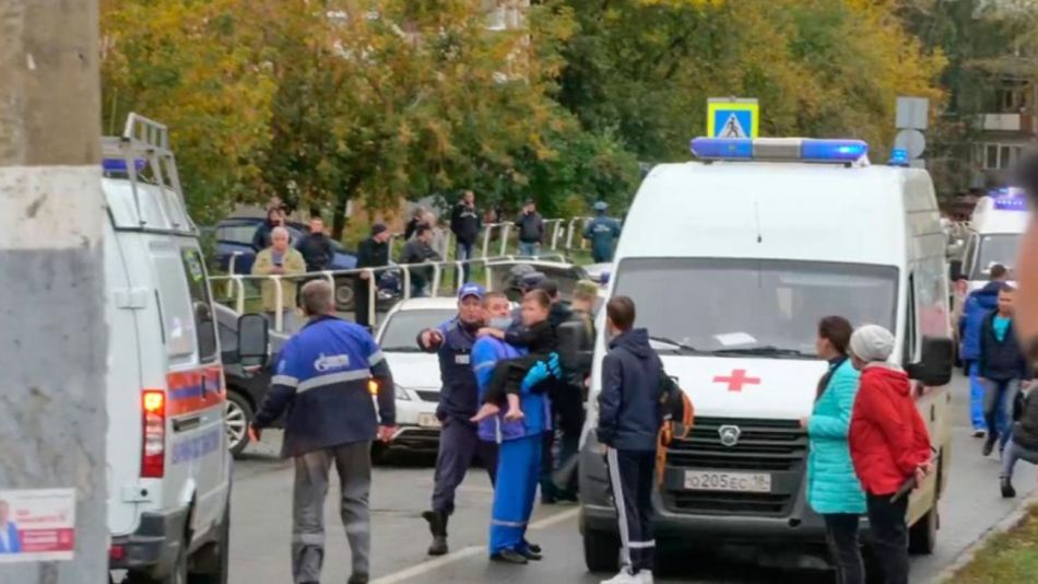 Masacre en una escuela rusa: al menos 15 muertos y 24 heridos Masacre en una escuela rusa: al menos 15 muertos y 24 heridos